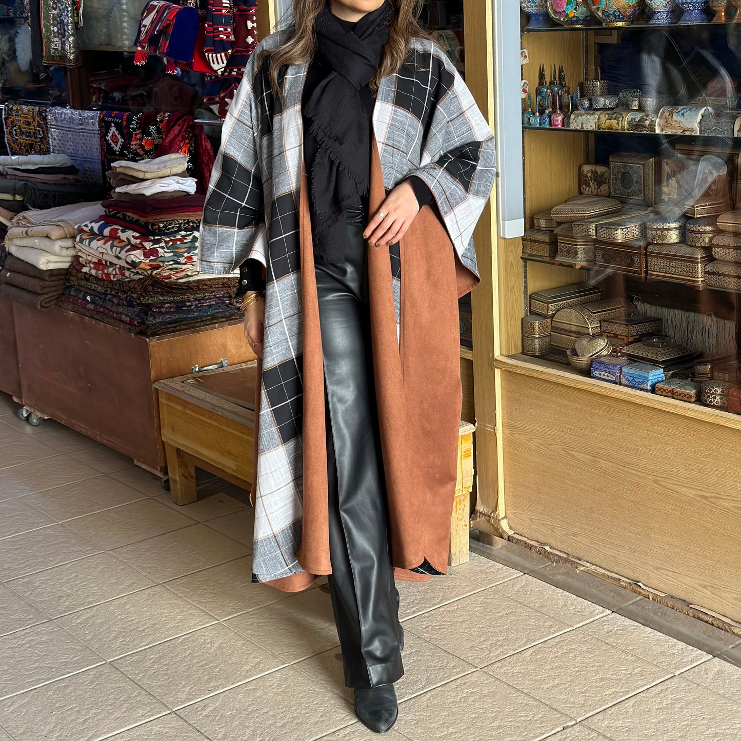 Suede Double Face Bisht بشت دبل فيس شاموا