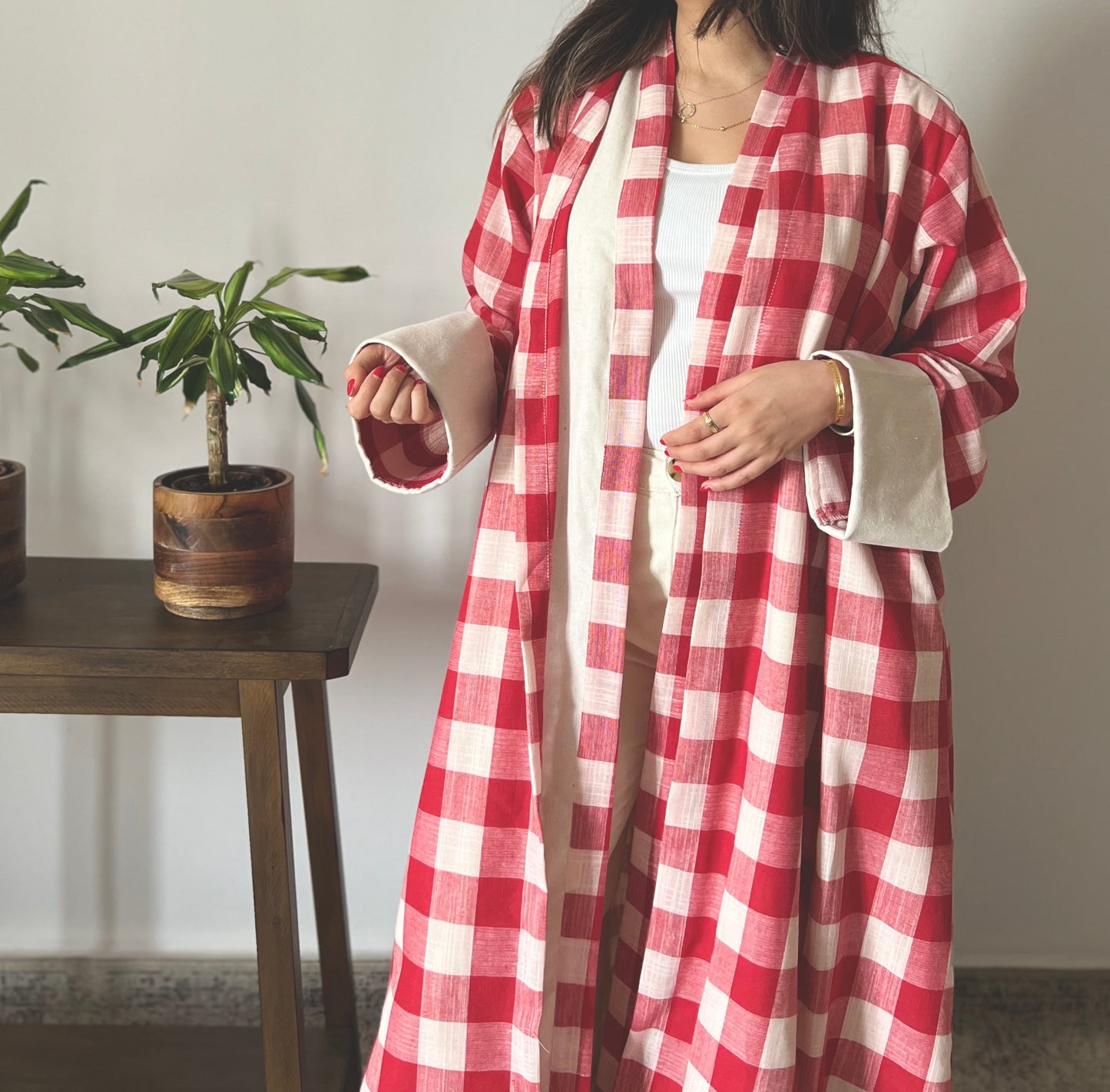 Checkered in red كاردقن احمر مبكر
