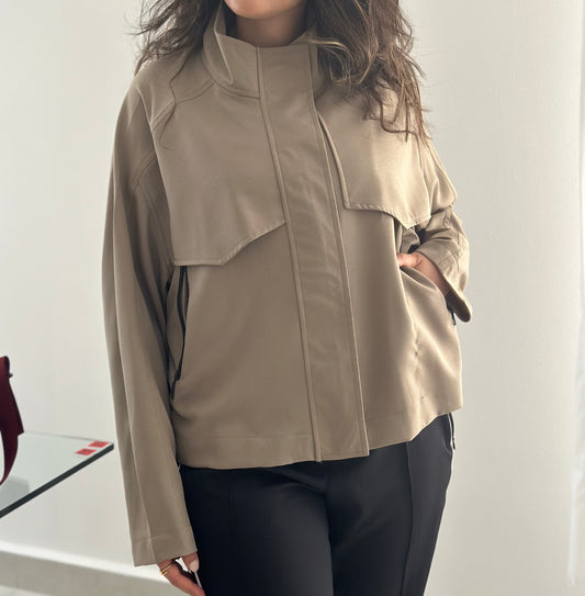 Light-Wear Crepe Jacket جاكيت كريب عملي