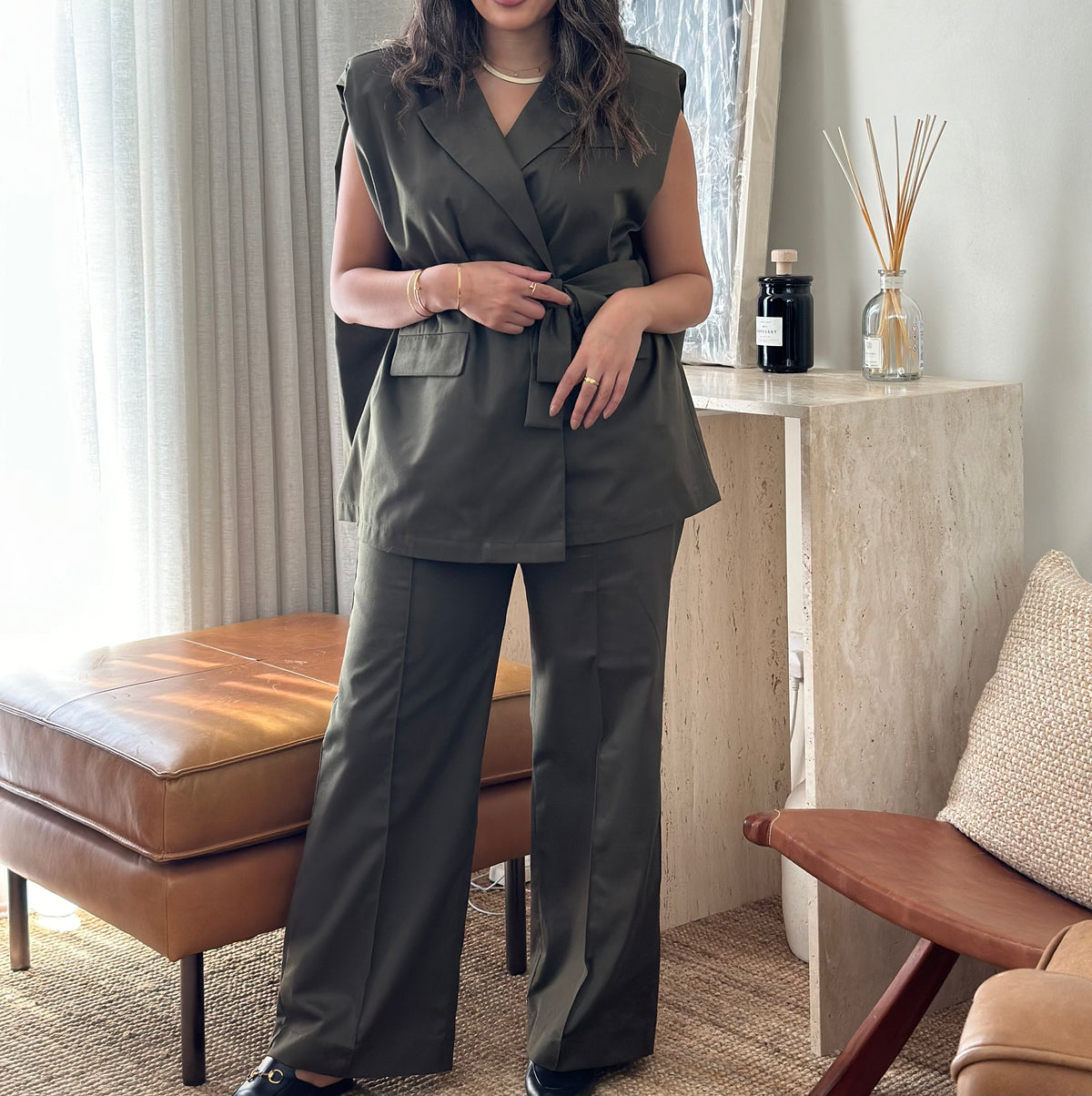 Olive Muse Set | طقم ميوز زيتي