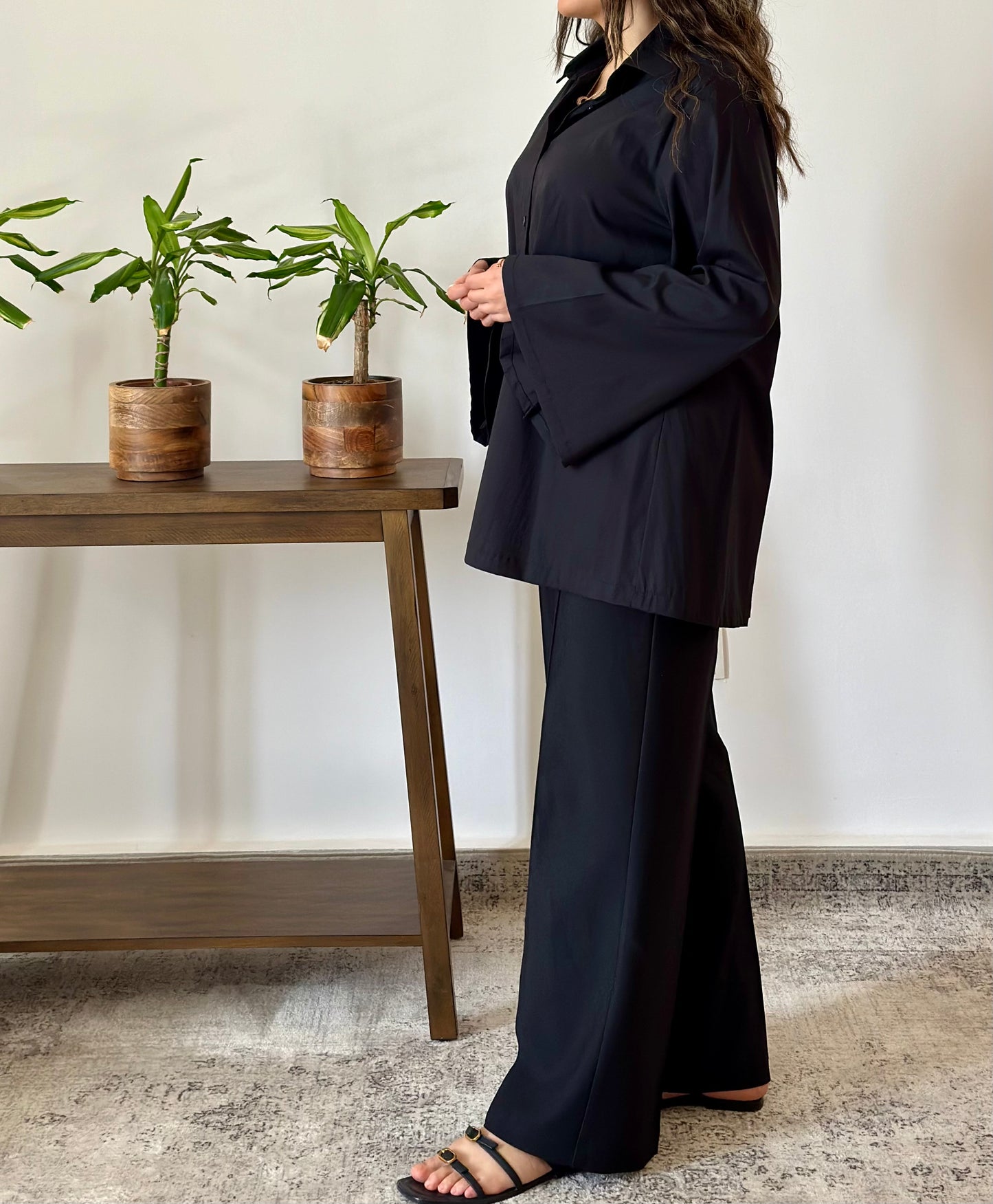 The Noon Shirt in Black قميص نون الاسود