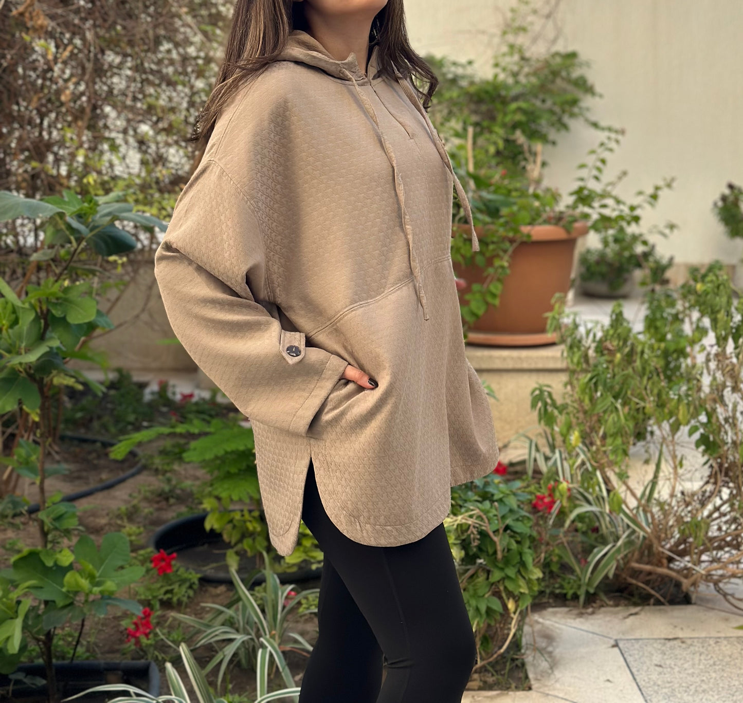 Sporty Biege Top توب بيج رياضي