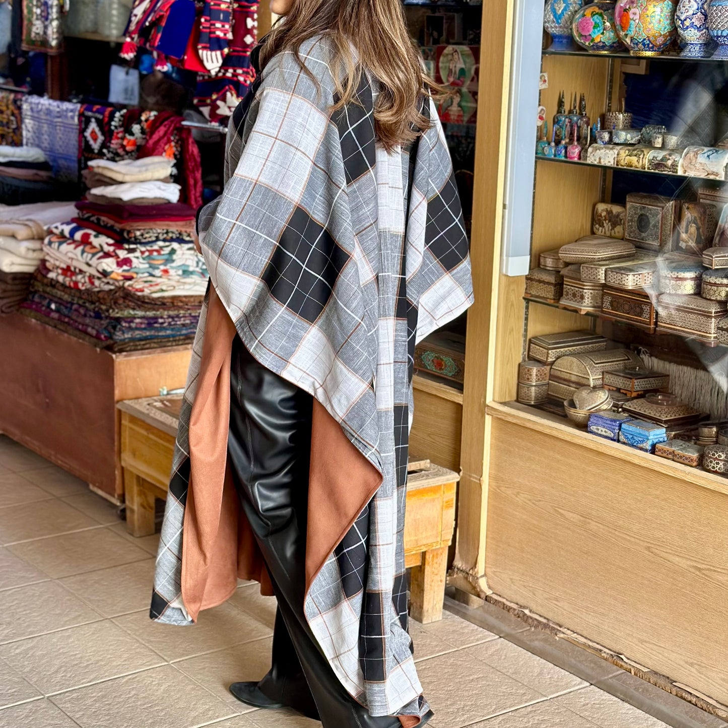 Suede Double Face Bisht بشت دبل فيس شاموا