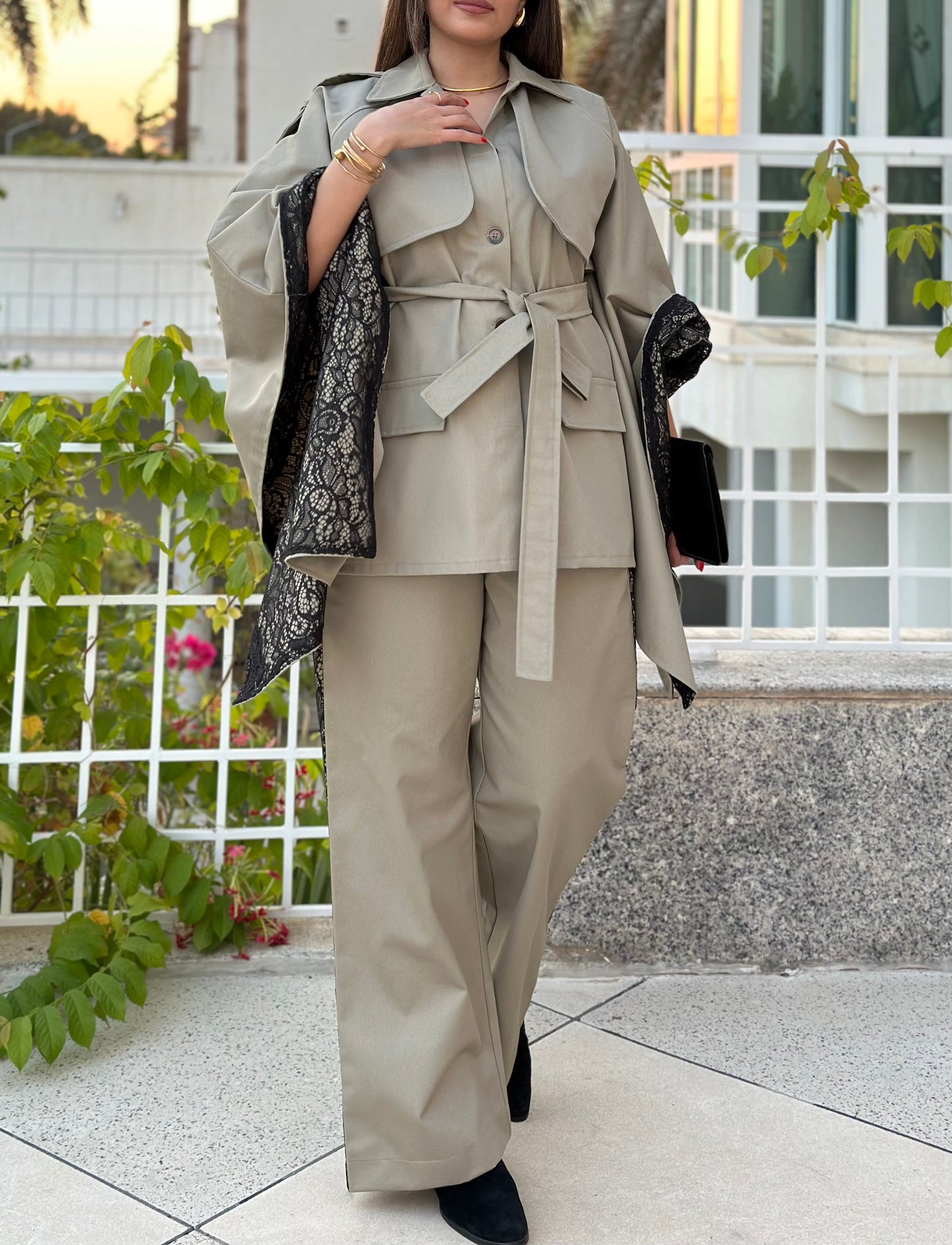 Trench Lace Set طقم ترينش دانتيل