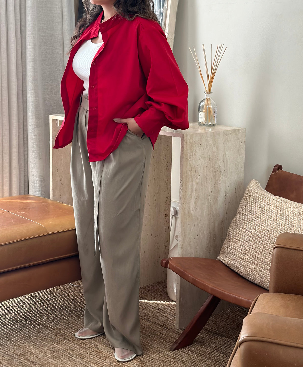 The Red Top | قميص احمر