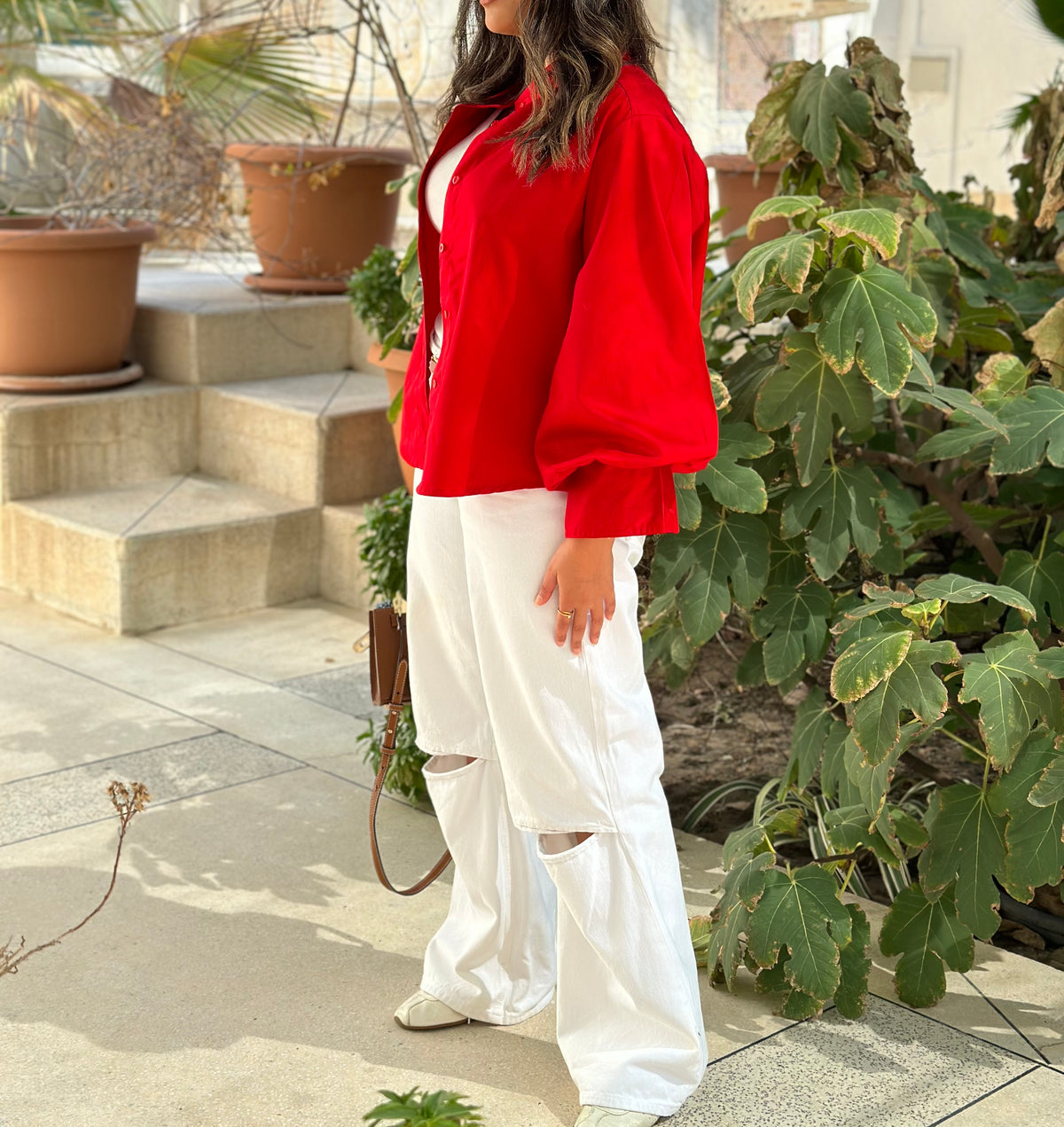 The Red Top | قميص احمر