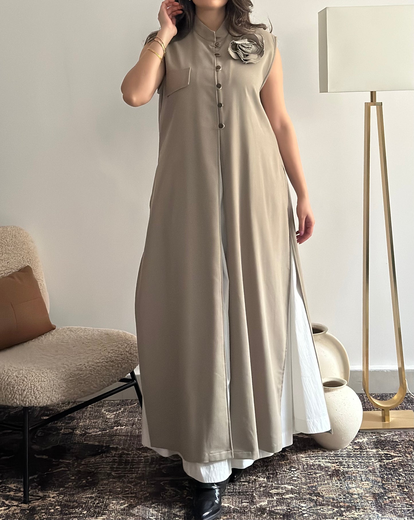 Biege Flora Suit بدلة بيج فلورا