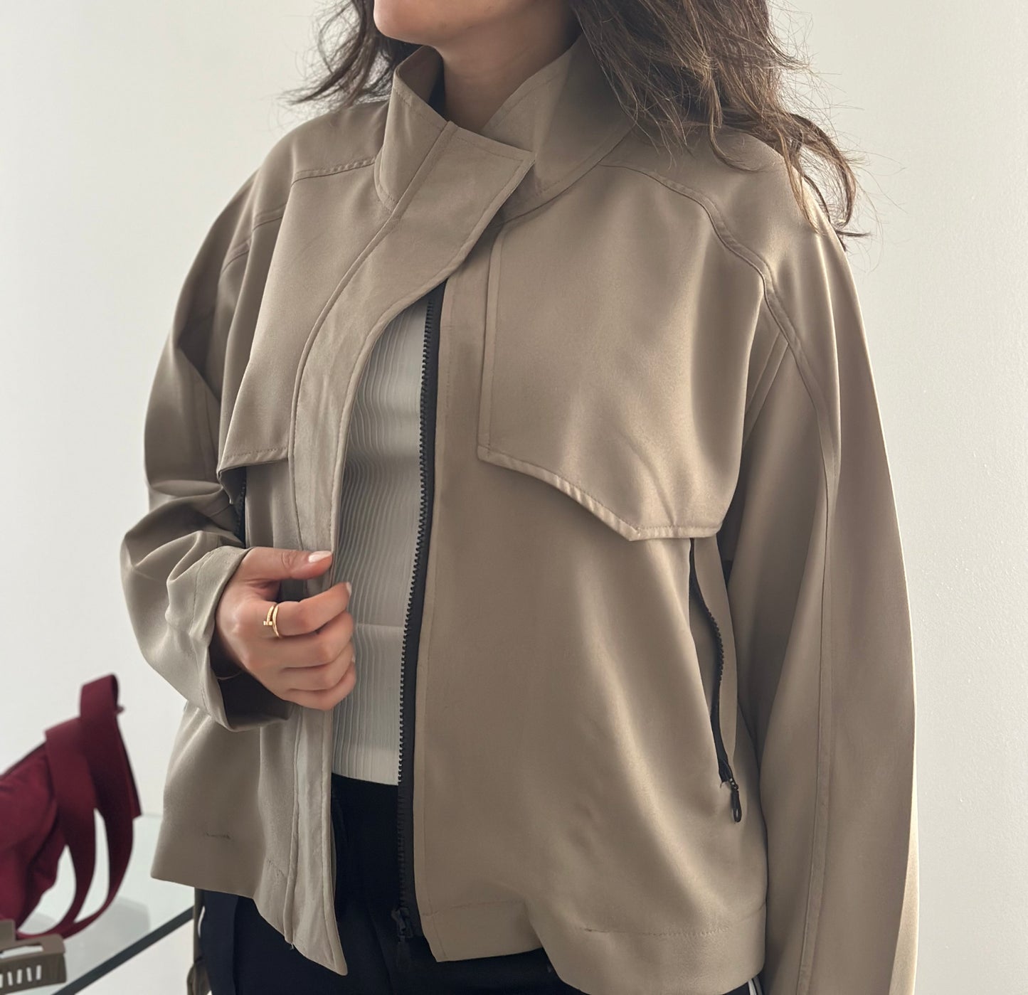 Light-Wear Crepe Jacket جاكيت كريب عملي