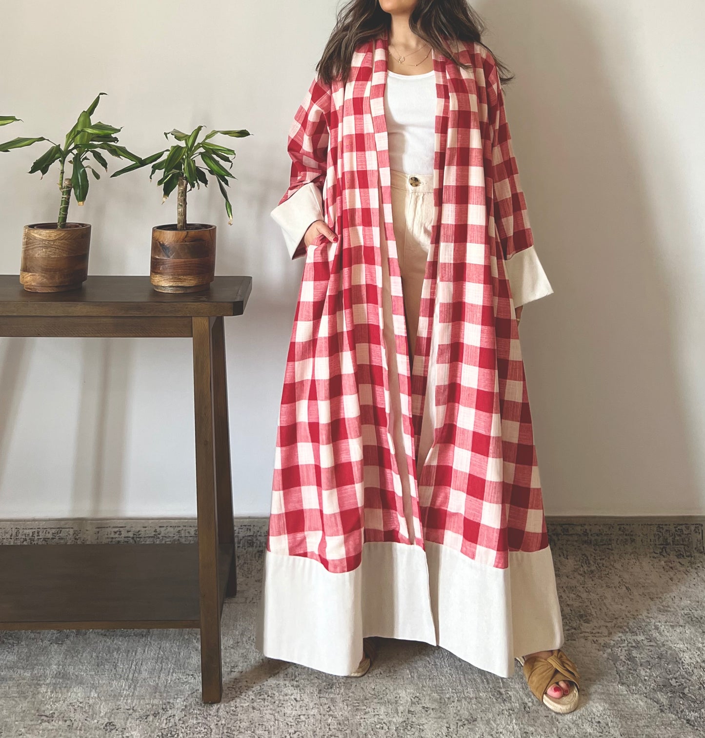Checkered in red كاردقن احمر مبكر