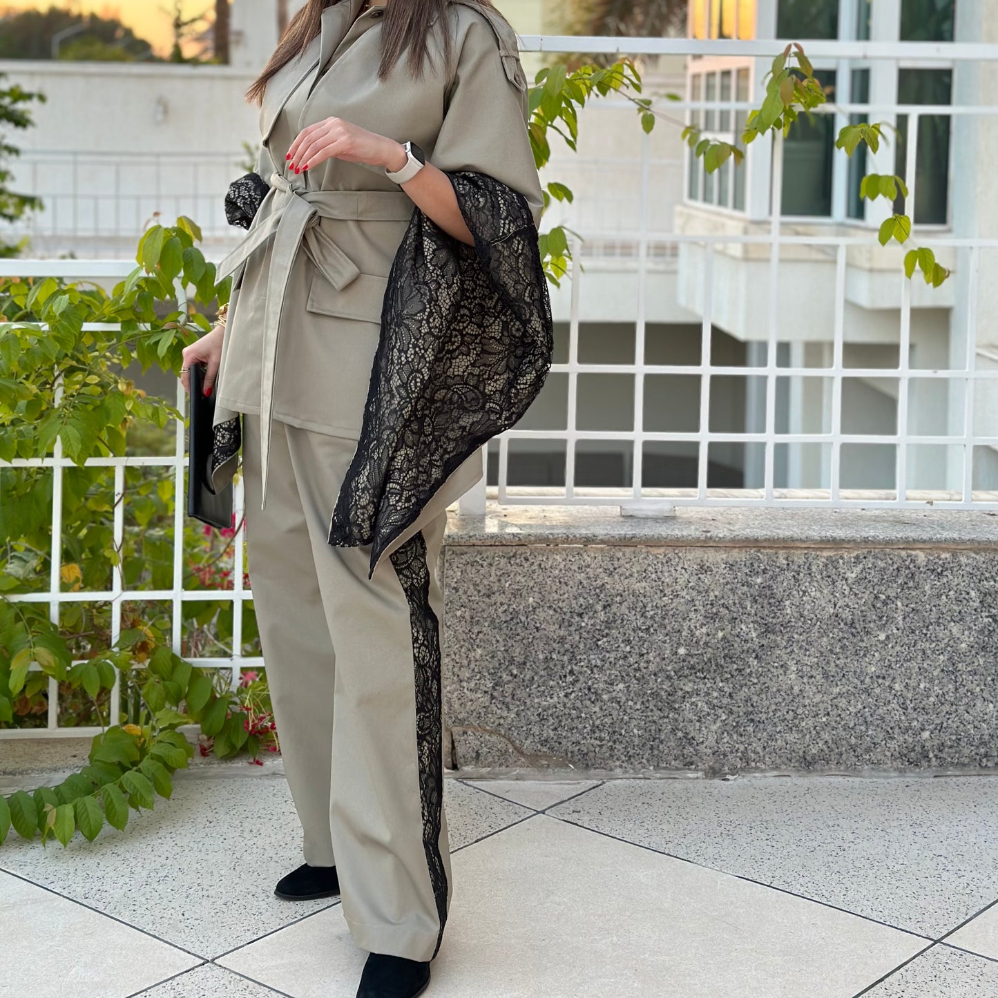 Trench Lace Set طقم ترينش دانتيل