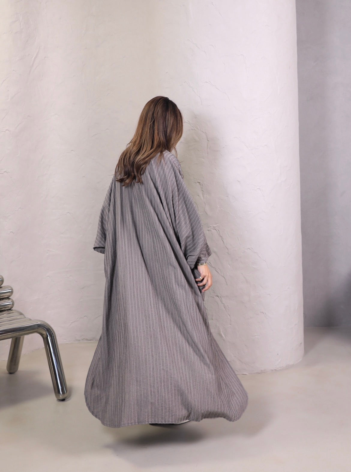 Summer Ash Moderna Bisht | بشت موديرنا رمادي صيفي