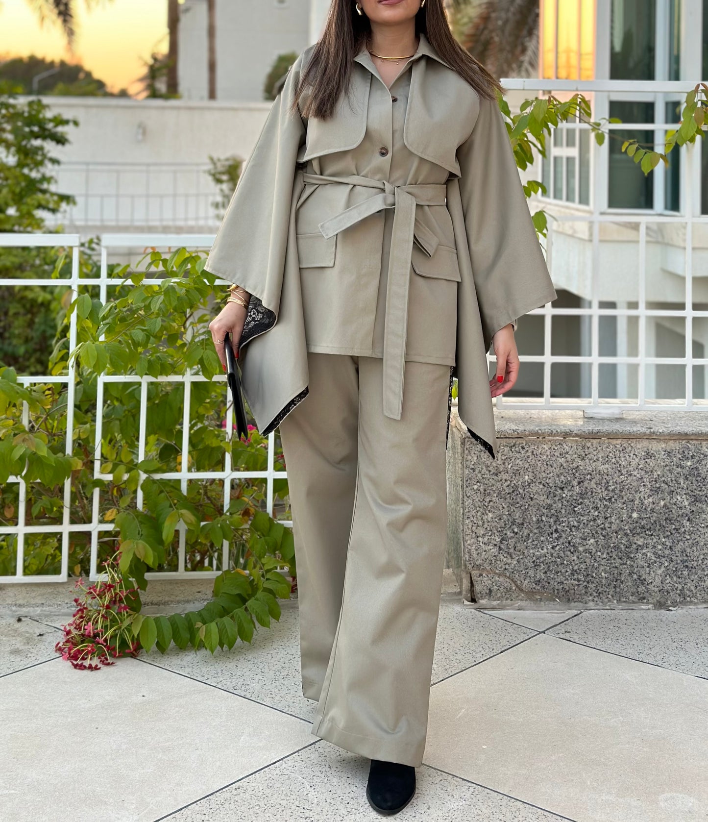 Trench Lace Set طقم ترينش دانتيل