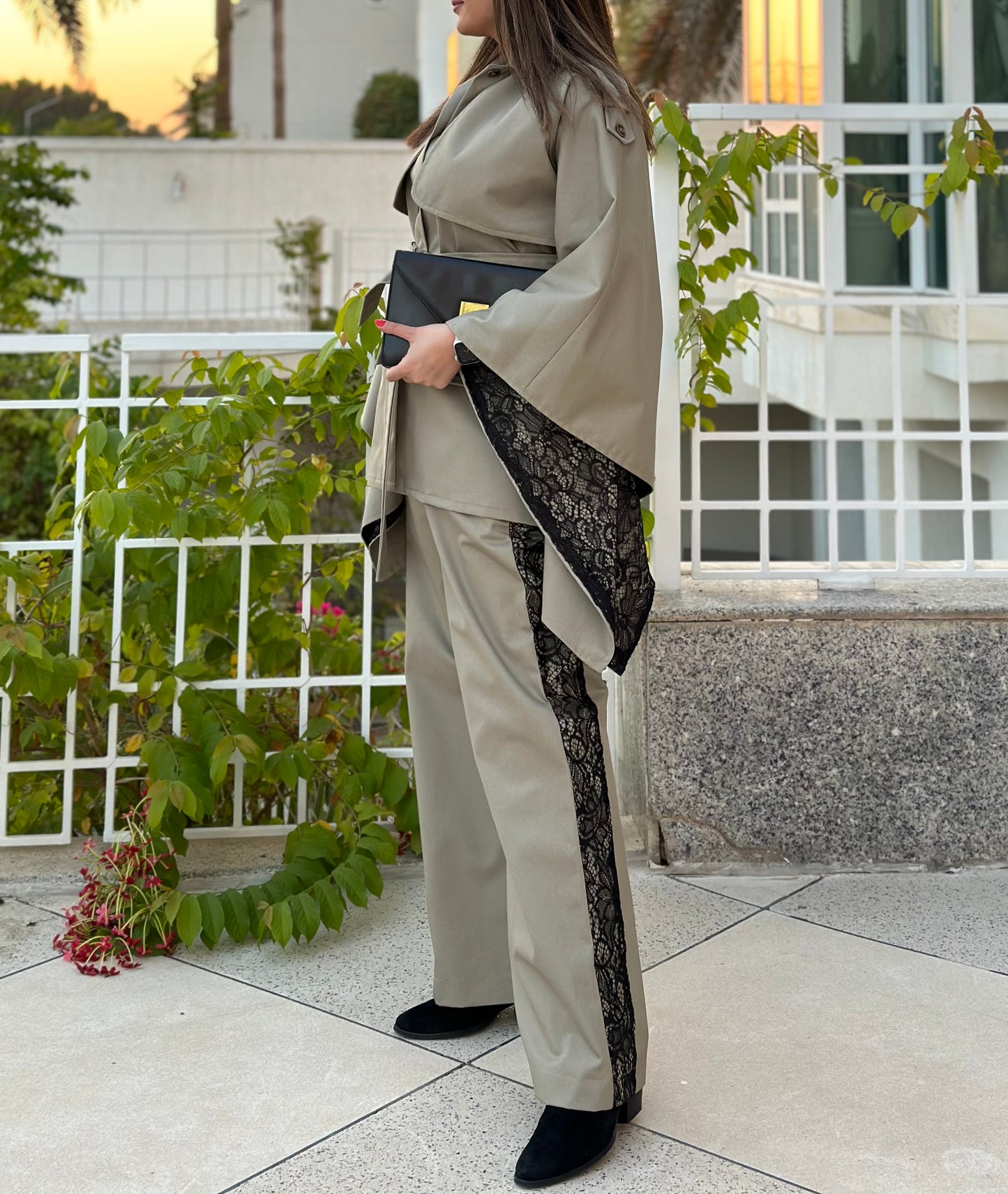 Trench Lace Set طقم ترينش دانتيل